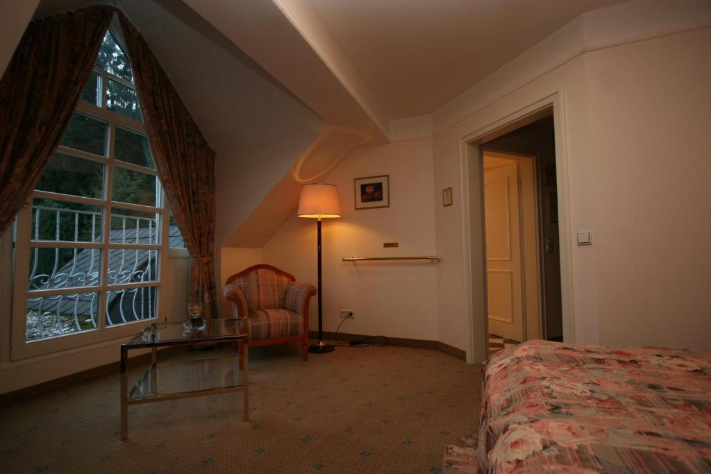 Park Hotel Am Schloss Ettringen  Kamer foto